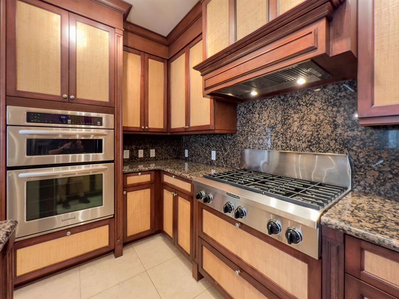 Image 64 of 73 For 4241 Ocean Blvd  102