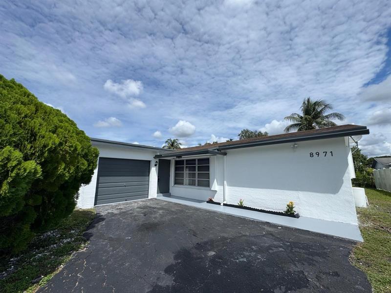 Details for 8971 8th St  , Pembroke Pines, FL 33024