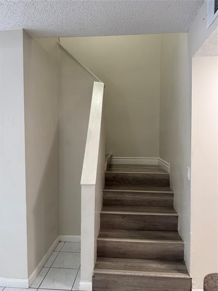 Image 16 of 24 For 6560 41st Pl  6560