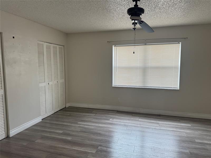 Image 20 of 24 For 6560 41st Pl  6560