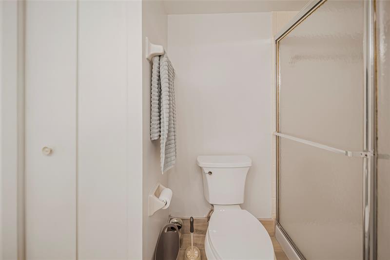 Image 30 of 51 For 3039 Carambola Cir  3039