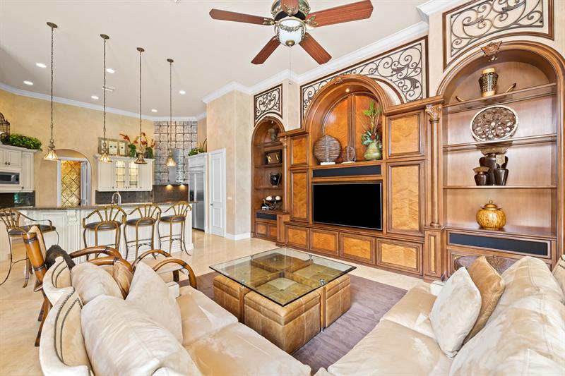 Image 14 of 47 For 12825 Stonebrook Dr