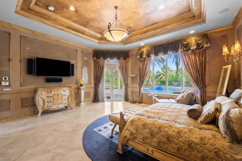 Image 20 of 47 For 12825 Stonebrook Dr