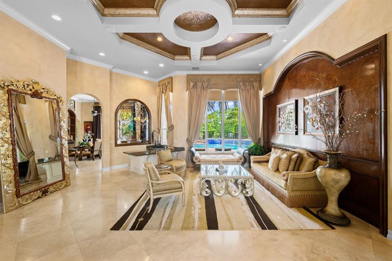 Image 7 of 47 For 12825 Stonebrook Dr