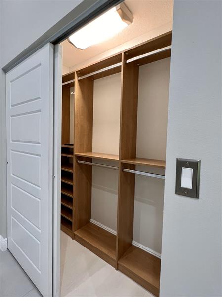 Image 16 of 22 For 720 Birdie Ct