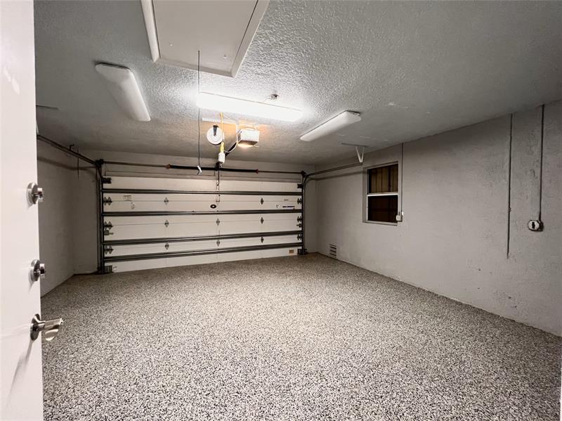 Image 18 of 22 For 720 Birdie Ct