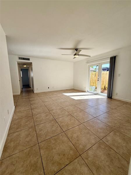 Image 3 of 10 For 3061 49th St  7