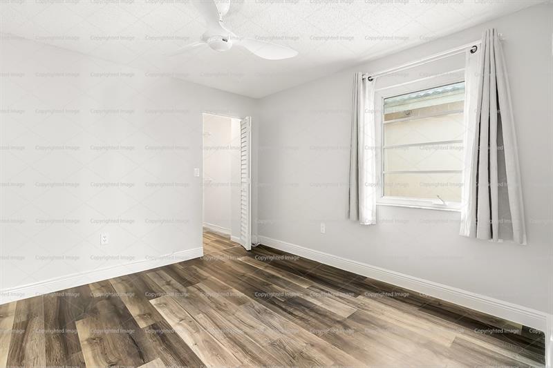 Image 22 of 32 For 10225 Nw 57 Terrace