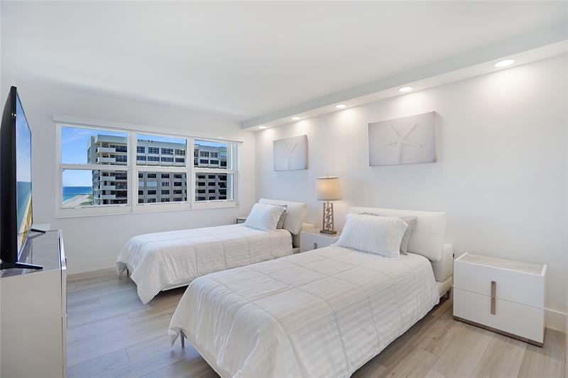 Image 33 of 49 For 5100 Ocean Blvd  1409