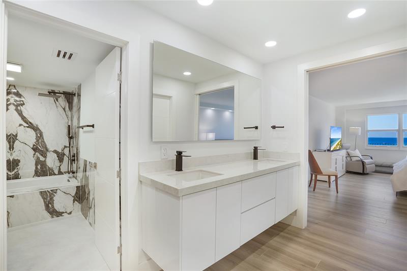 Image 45 of 49 For 5100 Ocean Blvd  1409