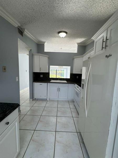 Image 7 of 33 For 10324 Boca Bend West  J4
