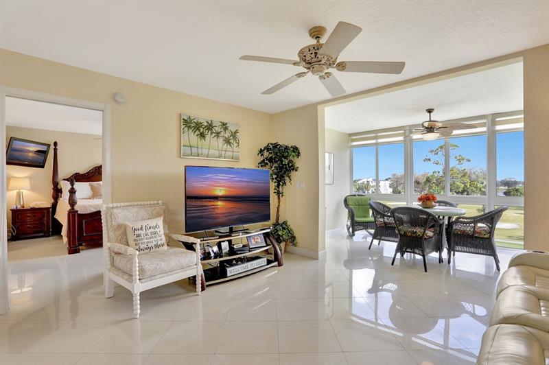 Image 23 of 53 For 1480 80th Ave  407