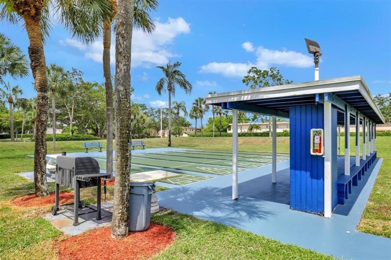 Image 46 of 53 For 1480 80th Ave  407