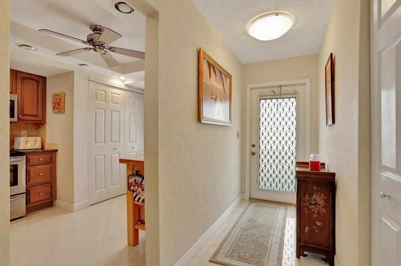 Image 8 of 53 For 1480 80th Ave  407