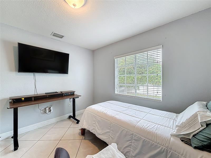 Image 40 of 58 For 17355 282nd St