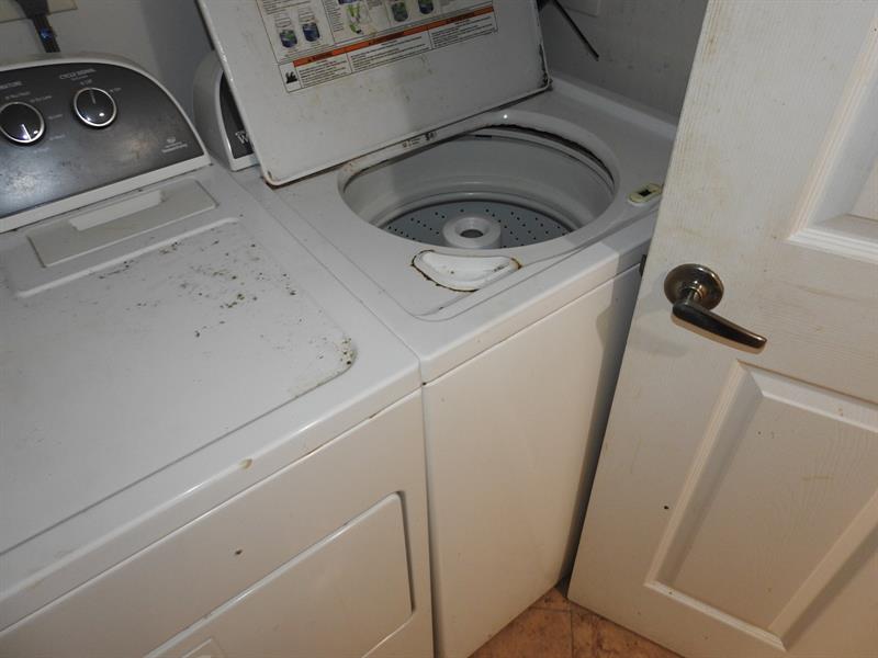 Image 25 of 27 For 7641 Granville Dr  209