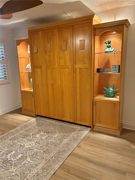 Image 23 of 28 For 10980 Ocean Dr  114
