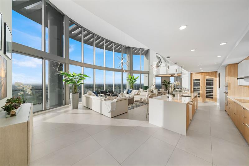 Image 10 of 55 For 100 Las Olas Blvd  4603