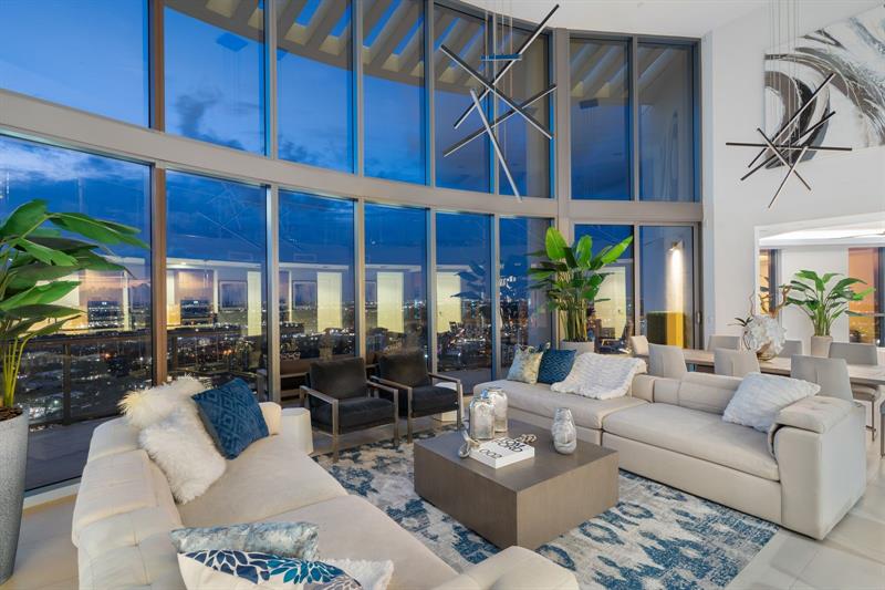 Image 17 of 55 For 100 Las Olas Blvd  4603
