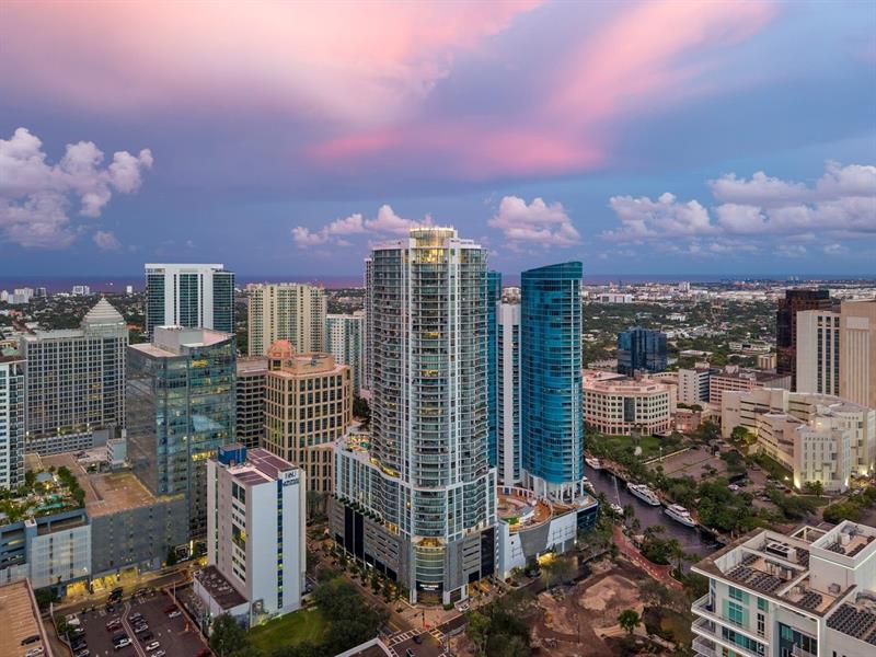 Image 38 of 55 For 100 Las Olas Blvd  4603