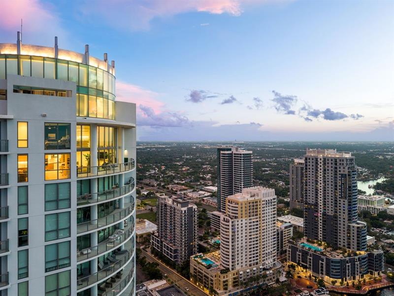Image 41 of 55 For 100 Las Olas Blvd  4603