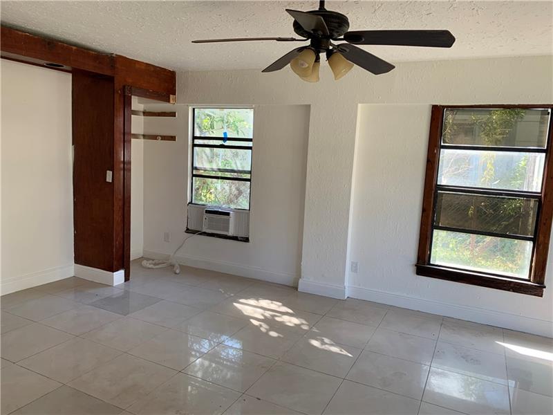 Image 12 of 12 For 2206 5th St  