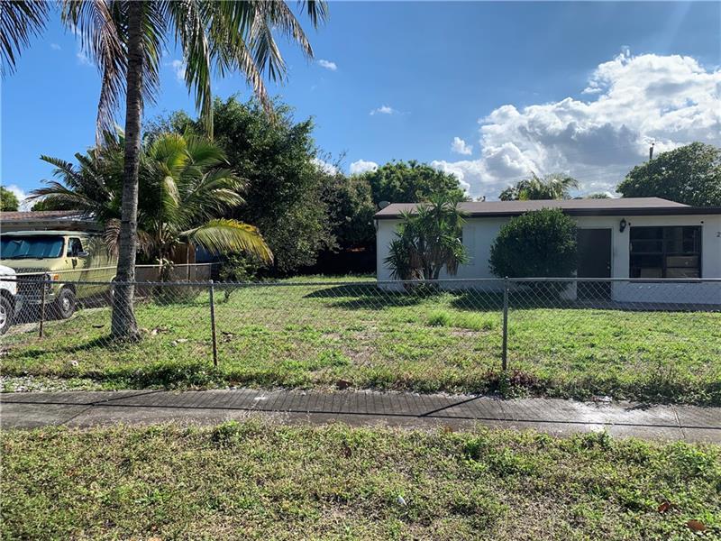 Image 4 of 12 For 2206 5th St  