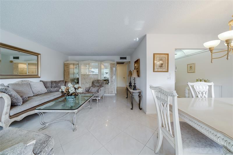 Image 13 of 27 For 2019 Islewood D  2019