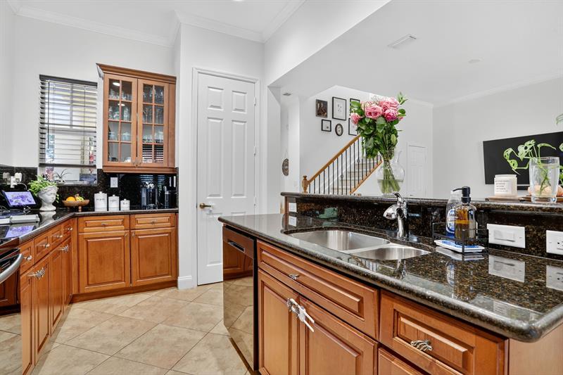Image 13 of 37 For 6012 116th Dr