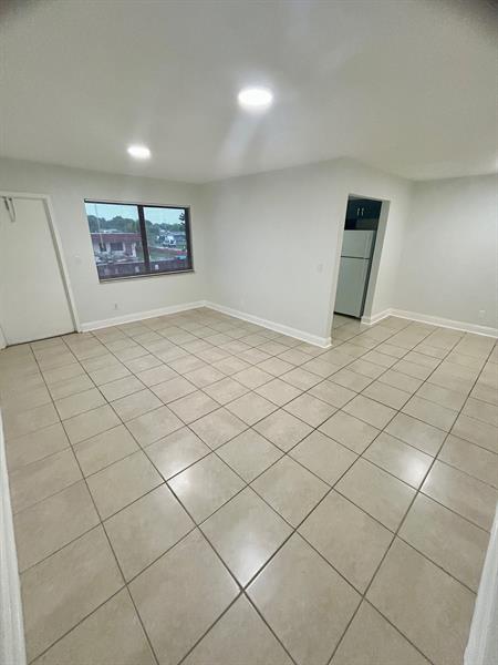 Image 4 of 12 For 6024 26th St  202
