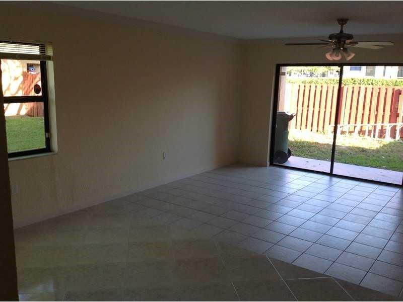 Image 15 of 16 For 10527 8th St  10527
