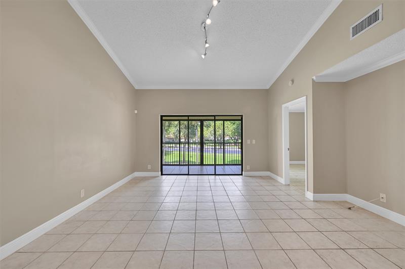Image 16 of 36 For 1410 Congressional Way  1410