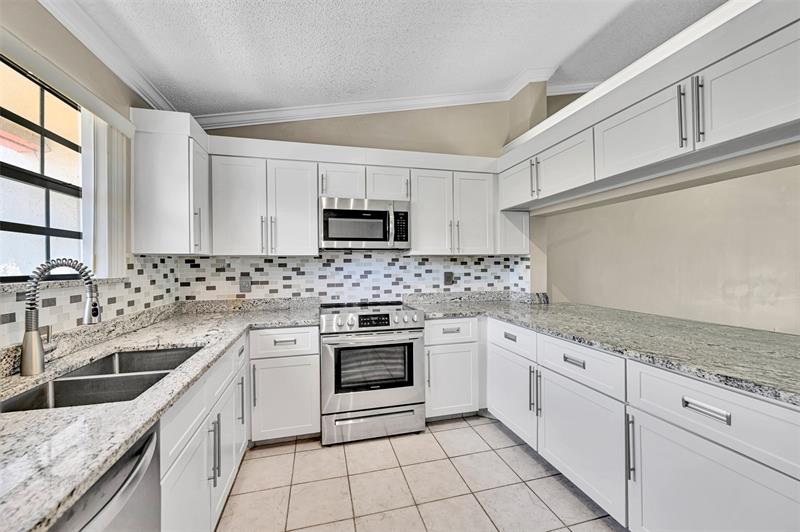 Image 2 of 36 For 1410 Congressional Way  1410