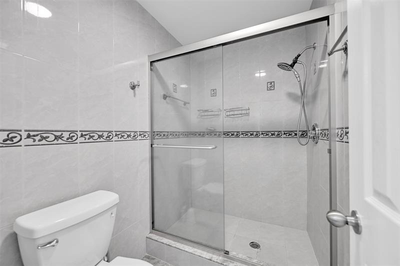 Image 22 of 36 For 1410 Congressional Way  1410