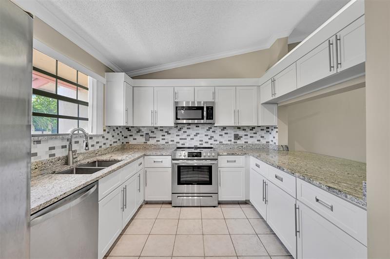 Image 3 of 36 For 1410 Congressional Way  1410