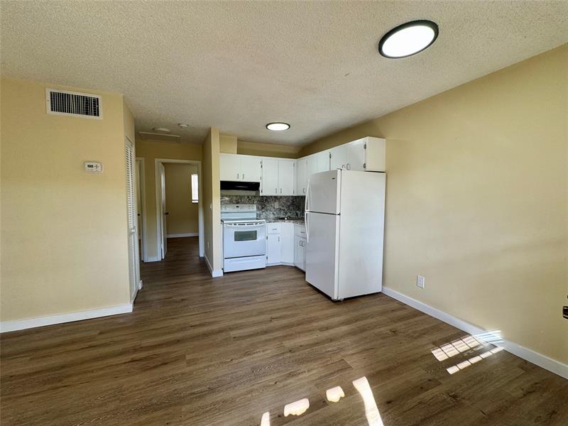 Image 2 of 7 For 3817 13th Ct  3