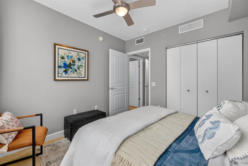 Image 23 of 35 For 350 2nd St  1030