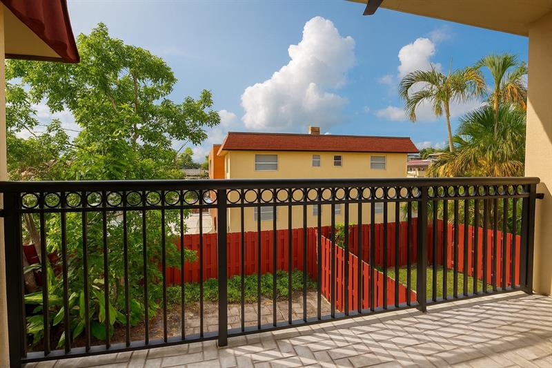 Image 19 of 21 For 6639 41st Pl  6639