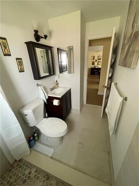 Image 10 of 41 For 14609 Sunny Waters Lane