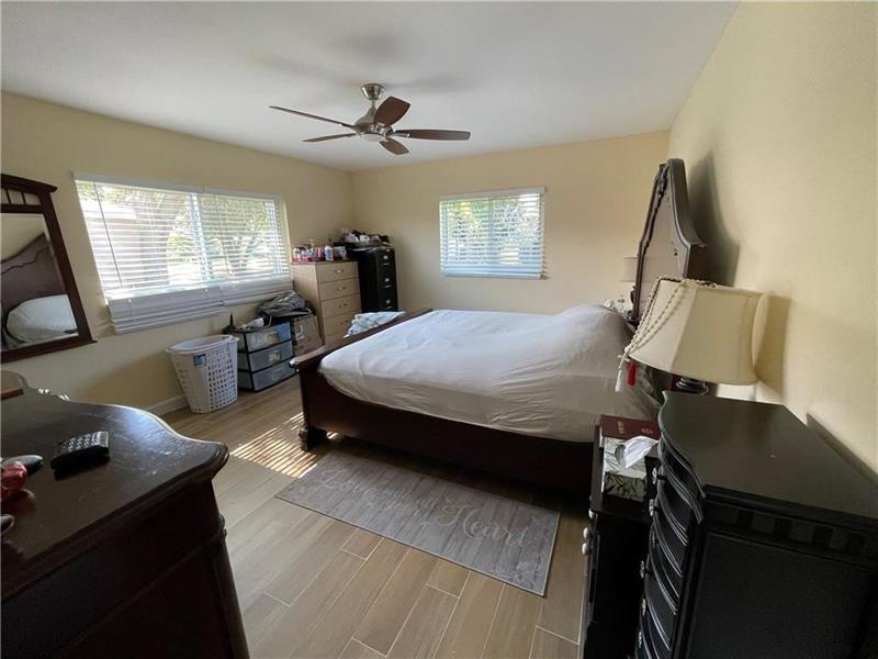 Image 19 of 41 For 14609 Sunny Waters Lane