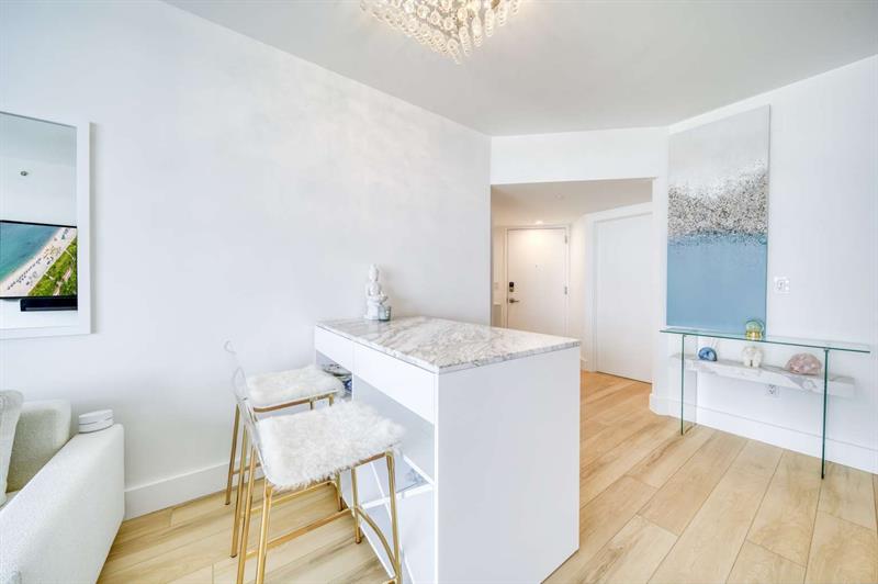 Image 4 of 22 For 6365 Collins Avenue  2406