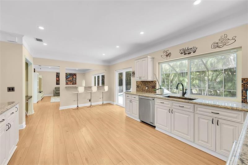 Image 9 of 25 For 7501 Red Bay Place
