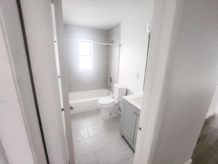 Image 5 of 7 For 515 9th Street  10