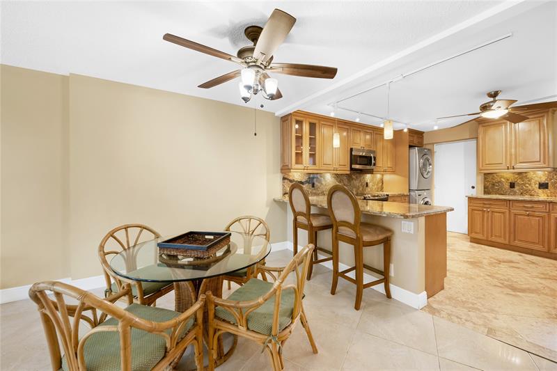 Image 21 of 55 For 4100 Galt Ocean Drive  304
