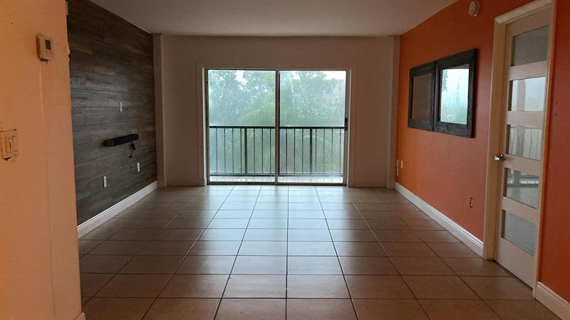 Details for 4174 Inverrary Drive  504, Fort Lauderdale, FL 33319