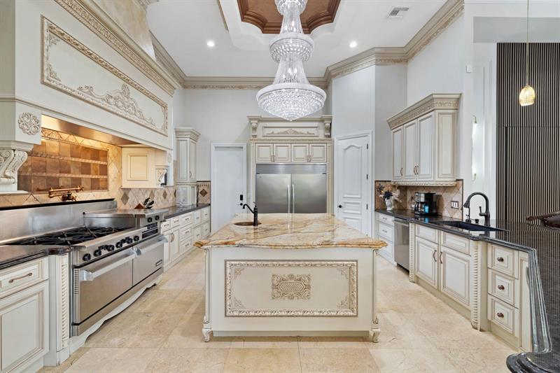 Image 10 of 50 For 16800 Berkshire Ct