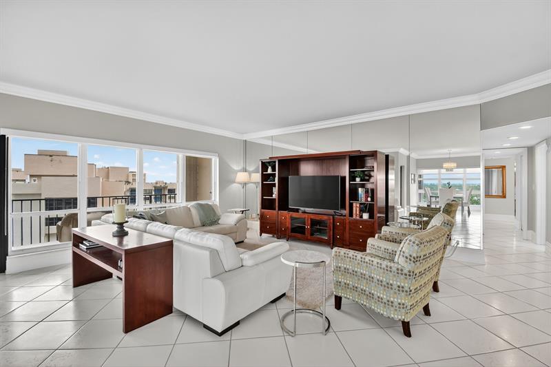 Image 15 of 56 For 5000 Ocean Blvd  1702