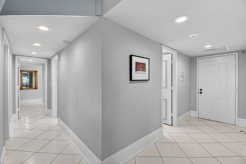 Image 18 of 56 For 5000 Ocean Blvd  1702