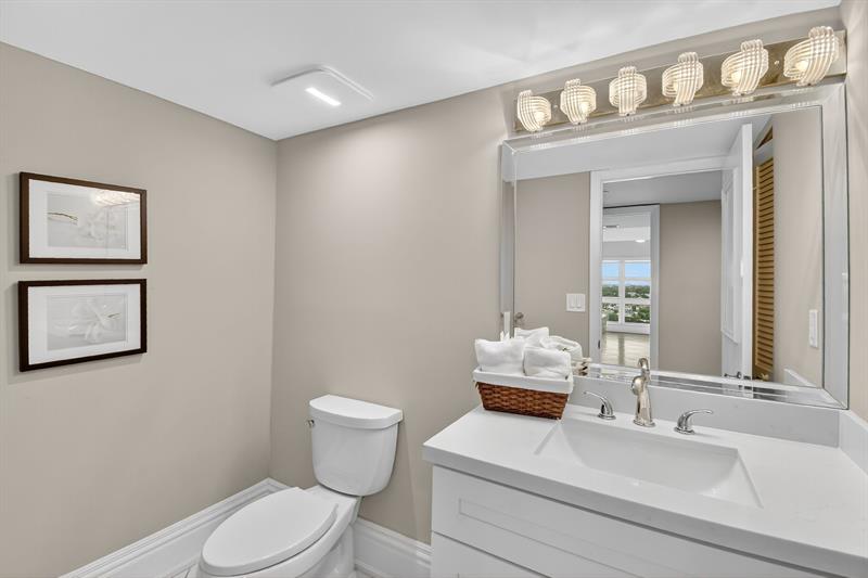 Image 19 of 56 For 5000 Ocean Blvd  1702