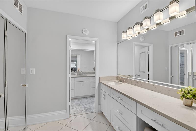 Image 22 of 56 For 5000 Ocean Blvd  1702